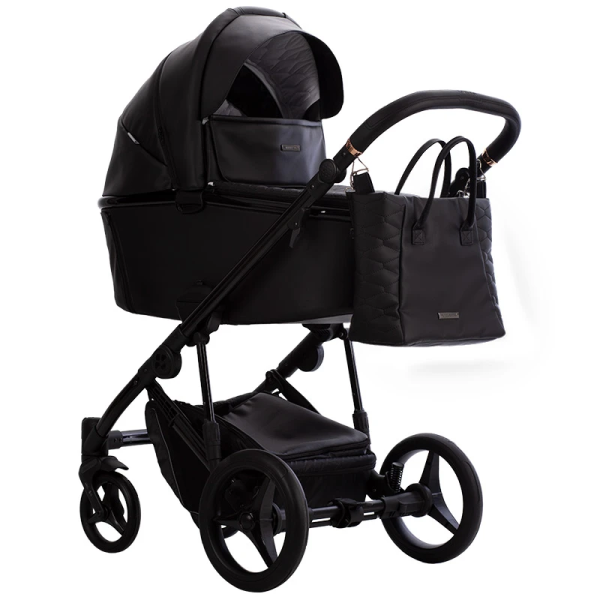 Коляска Bebetto Loren Gloss 2в1 (01 черная кожа)