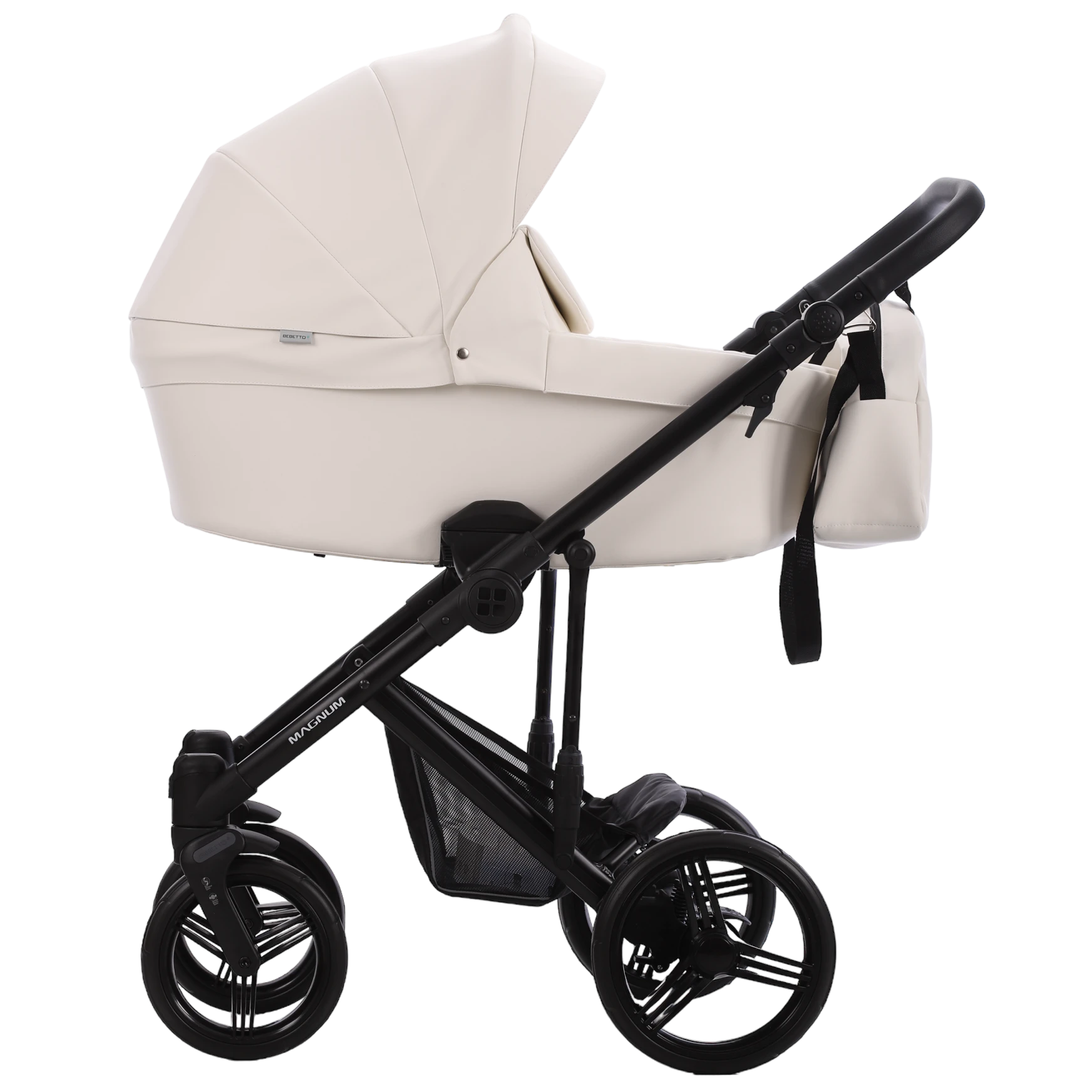 Коляска Bebetto Magnum Light PRO  2в1 (07 белая кожа) Коляска Bebetto Magnum Light PRO  2в1 (07 белая кожа)
