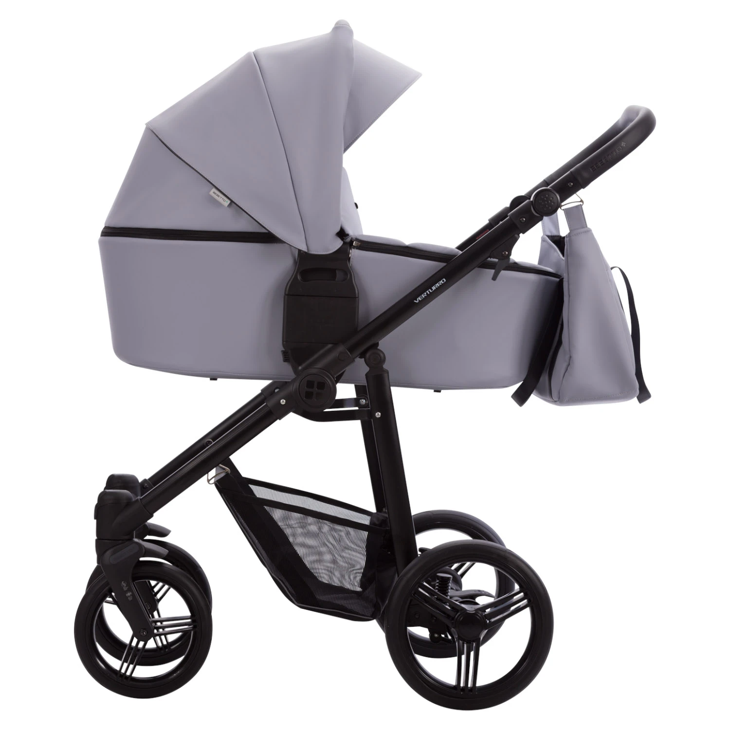 Коляска Bebetto Verturro PRO 2в1 (04 св.фиолетовая кожа) Коляска Bebetto Verturro PRO 2в1 (04 св.фиолетовая кожа)