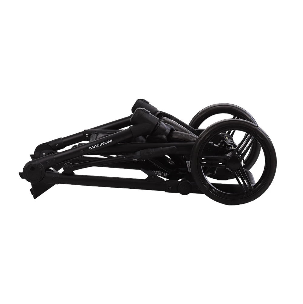 Коляска Bebetto Magnum Light PRO  2в1 (07 белая кожа) Коляска Bebetto Magnum Light PRO  2в1 (07 белая кожа)