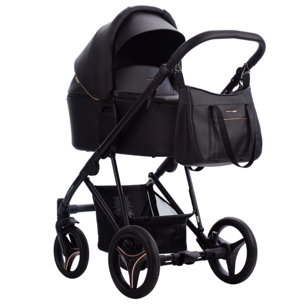 Коляска Bebetto Flavio PRO 2в1 (06 черная кожа) Коляска Bebetto Flavio PRO 2в1 (06 черная кожа)