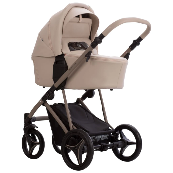 Коляска 2в1 Bebetto Pelpasso PRO  (Pro 02 Kaszmir св.бежевая кожа) Коляска 2в1 Bebetto Pelpasso PRO  (Pro 02 Kaszmir св.бежевая кожа)