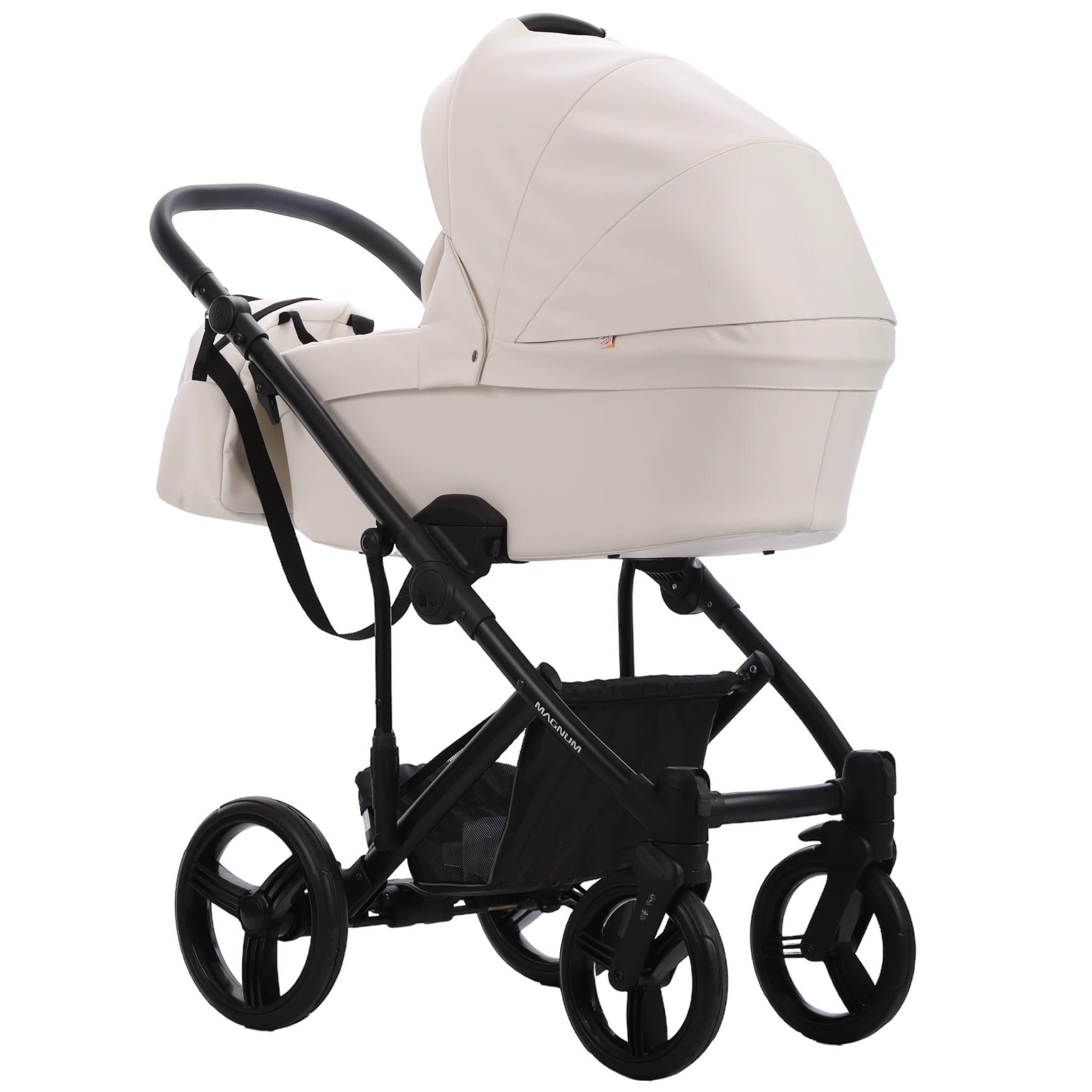 Коляска Bebetto Magnum Light PRO  2в1 (07 белая кожа) Коляска Bebetto Magnum Light PRO  2в1 (07 белая кожа)