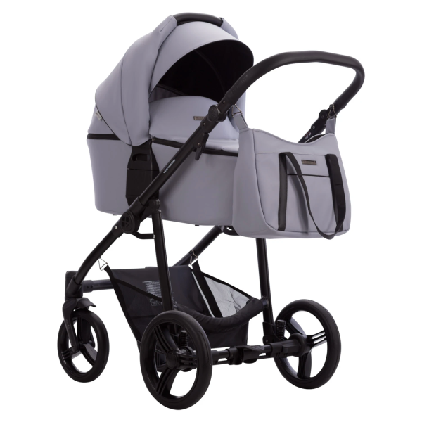 Коляска Bebetto Verturro PRO 2в1 (04 св.фиолетовая кожа) Коляска Bebetto Verturro PRO 2в1 (04 св.фиолетовая кожа)