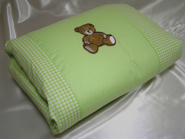 Одеяло Три медведя 120х120см п/шерсть РАСПРОДАЖА  (Зеленый)